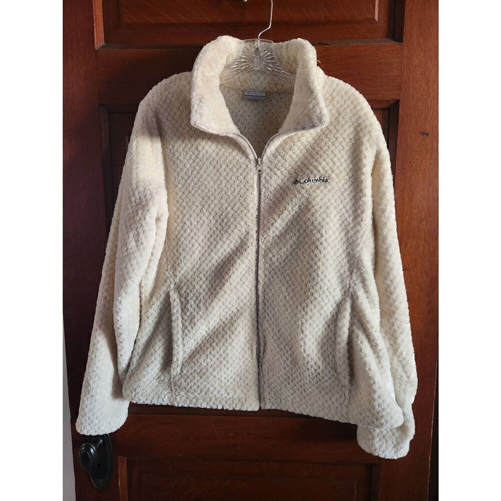 COLUMBIA ZIP UP FLEECE SWEATER Size Large. RO